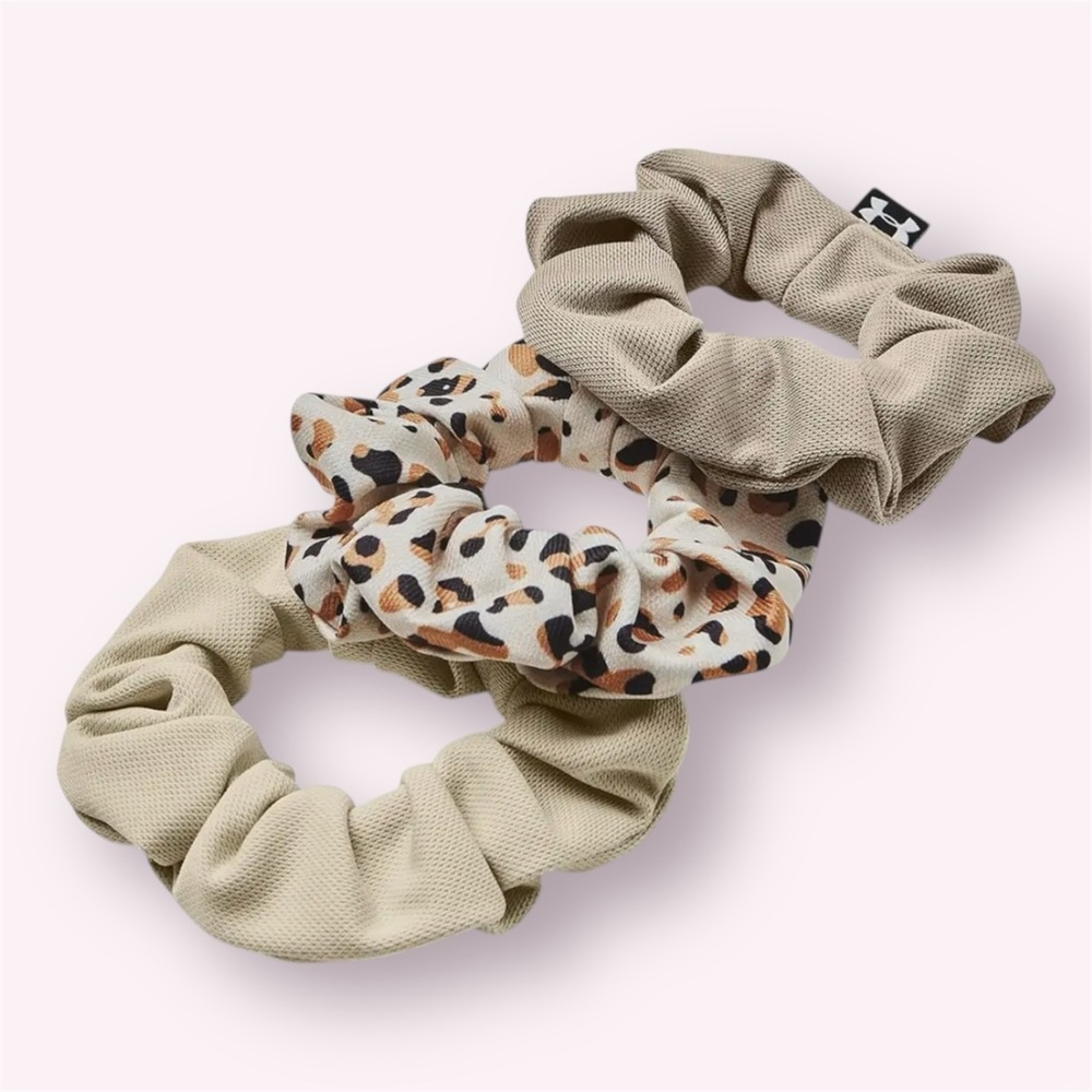 New Under Armour Scrunchie Set